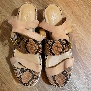 Women sandals